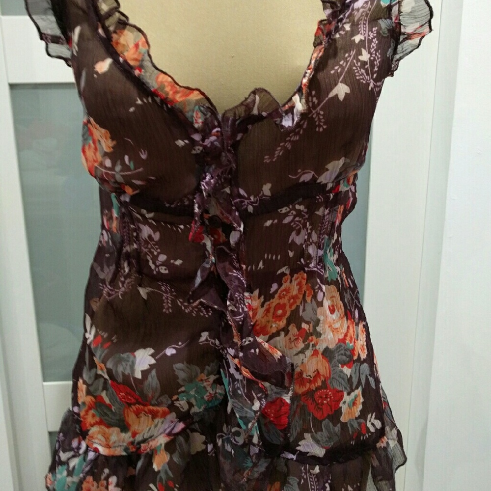 Top *NWOT* - Picture 2 of 4